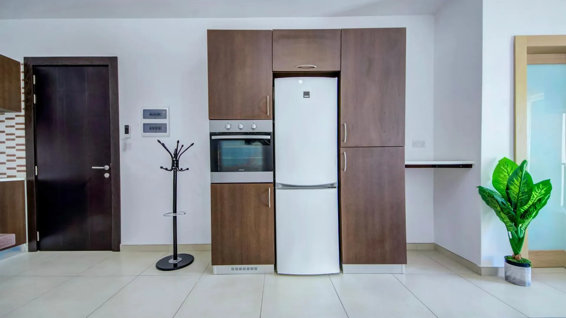 Apartment Super Location, St Julians, 2 Bedroom, Paceville Apt 7 By Vaganza Saint Julian's Malta
