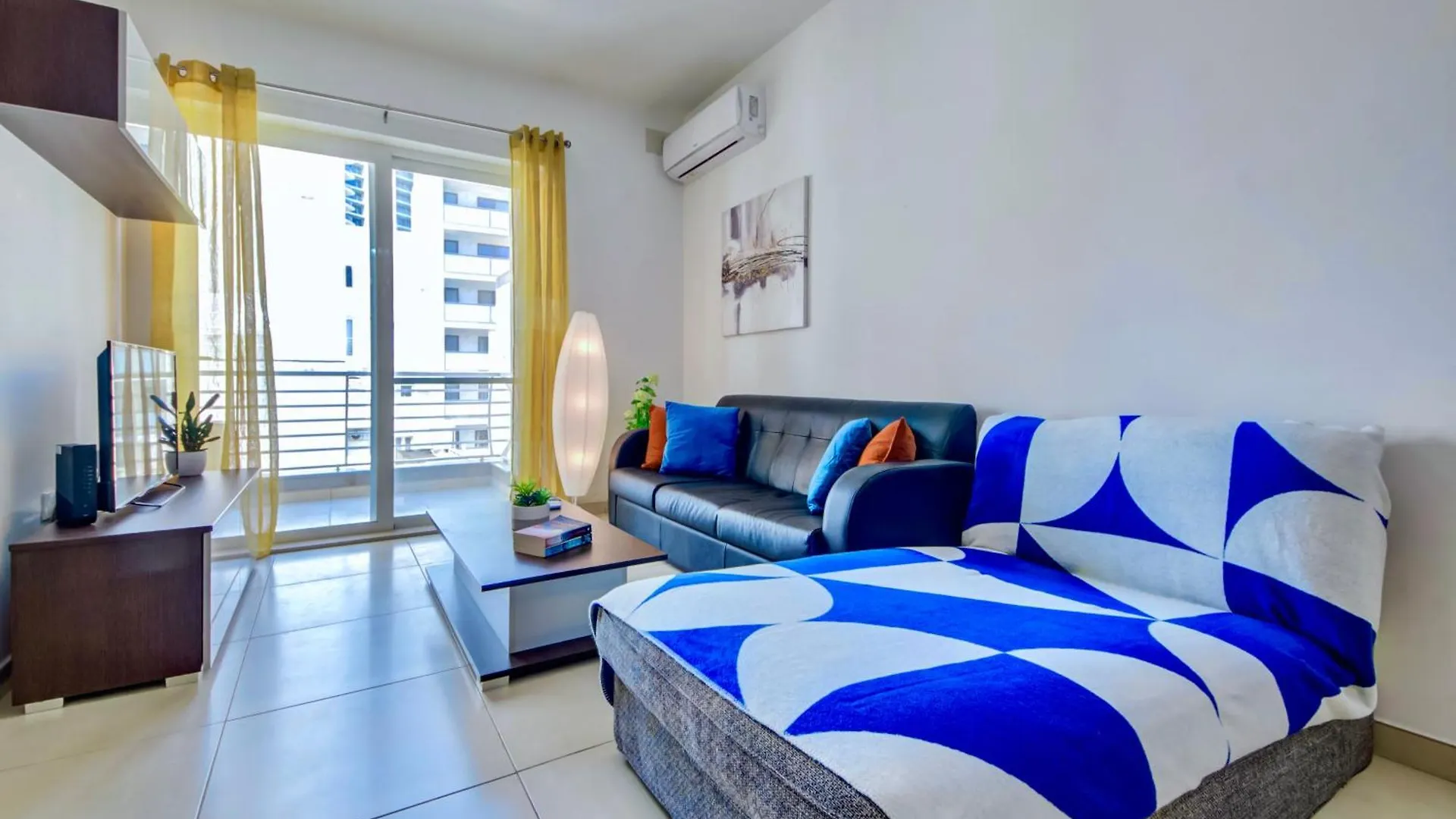 Super Location, St Julians, 2 Bedroom, Paceville Apt 7 By Vaganza contacts