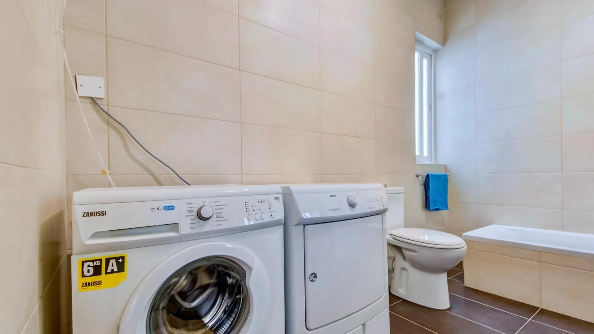 Super Location, St Julians, 2 Bedroom, Paceville Apt 7 By Vaganza Saint Julian's 0*,
