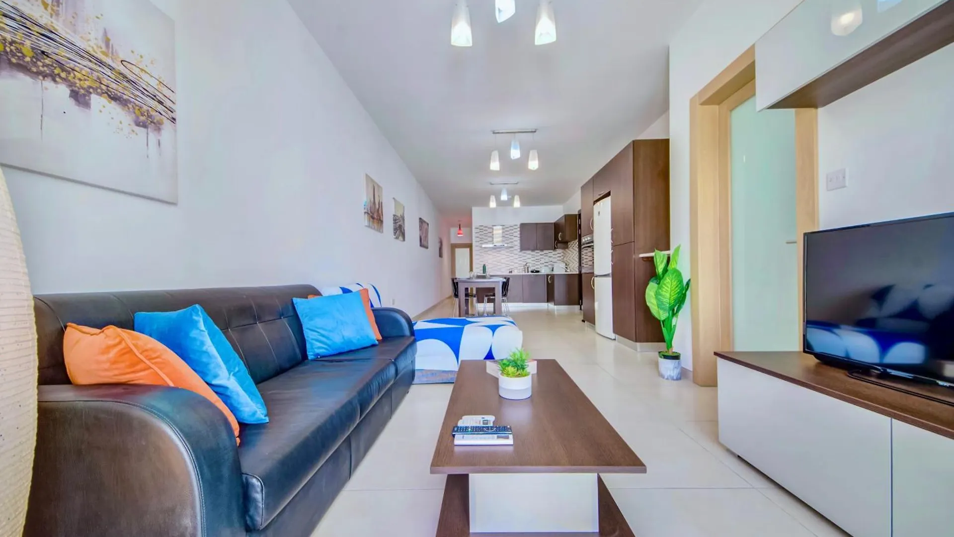 Super Location, St Julians, 2 Bedroom, Paceville Apt 7 By Vaganza Saint Julian's Malta