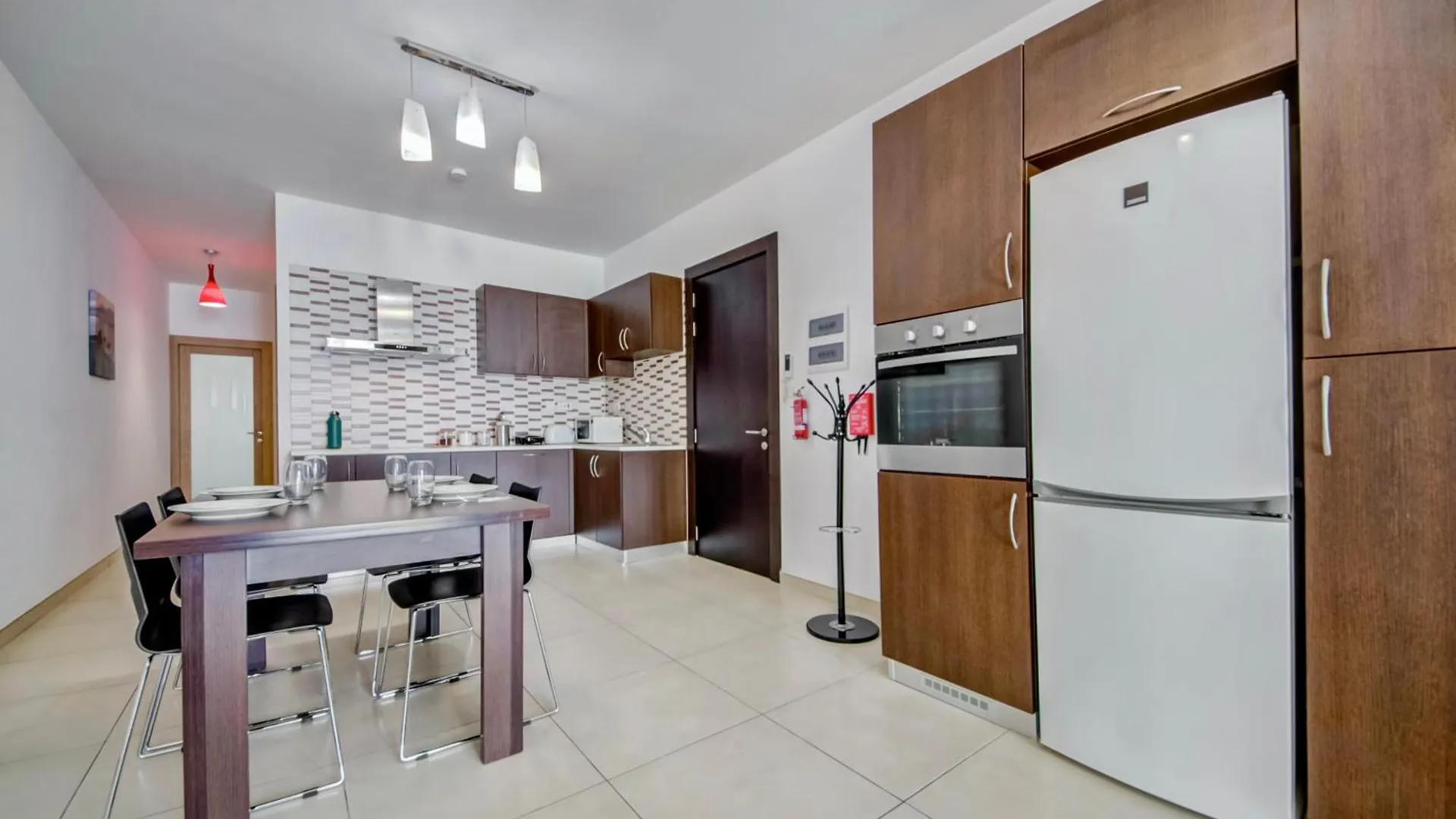 Apartment Super Location, St Julians, 2 Bedroom, Paceville Apt 7 By Vaganza Saint Julian's
